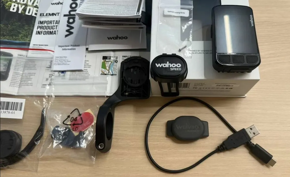 Wahoo ELEMNT BOLT v2 GPS Computer - Image 3