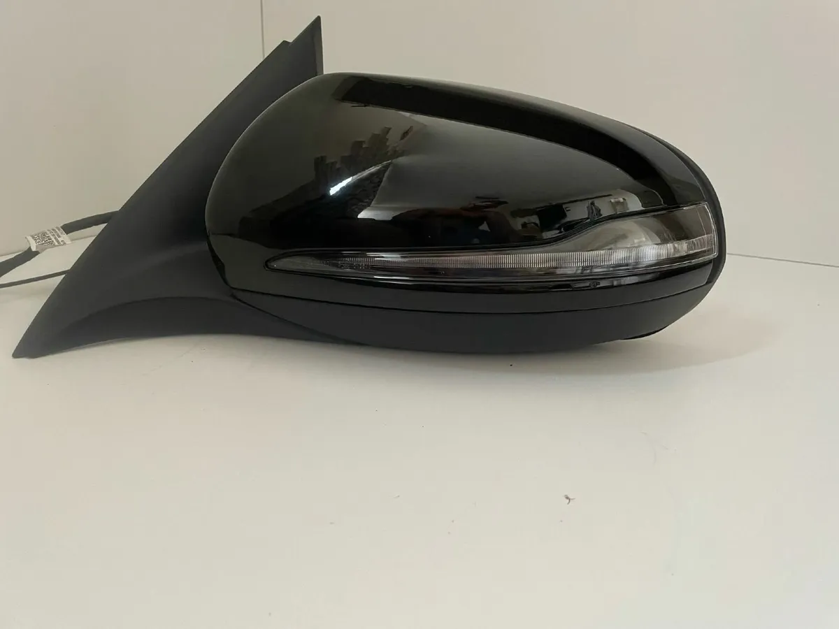 MERCEDES GLC W253 LEFT  SIDE  WING MIRROR - Image 2