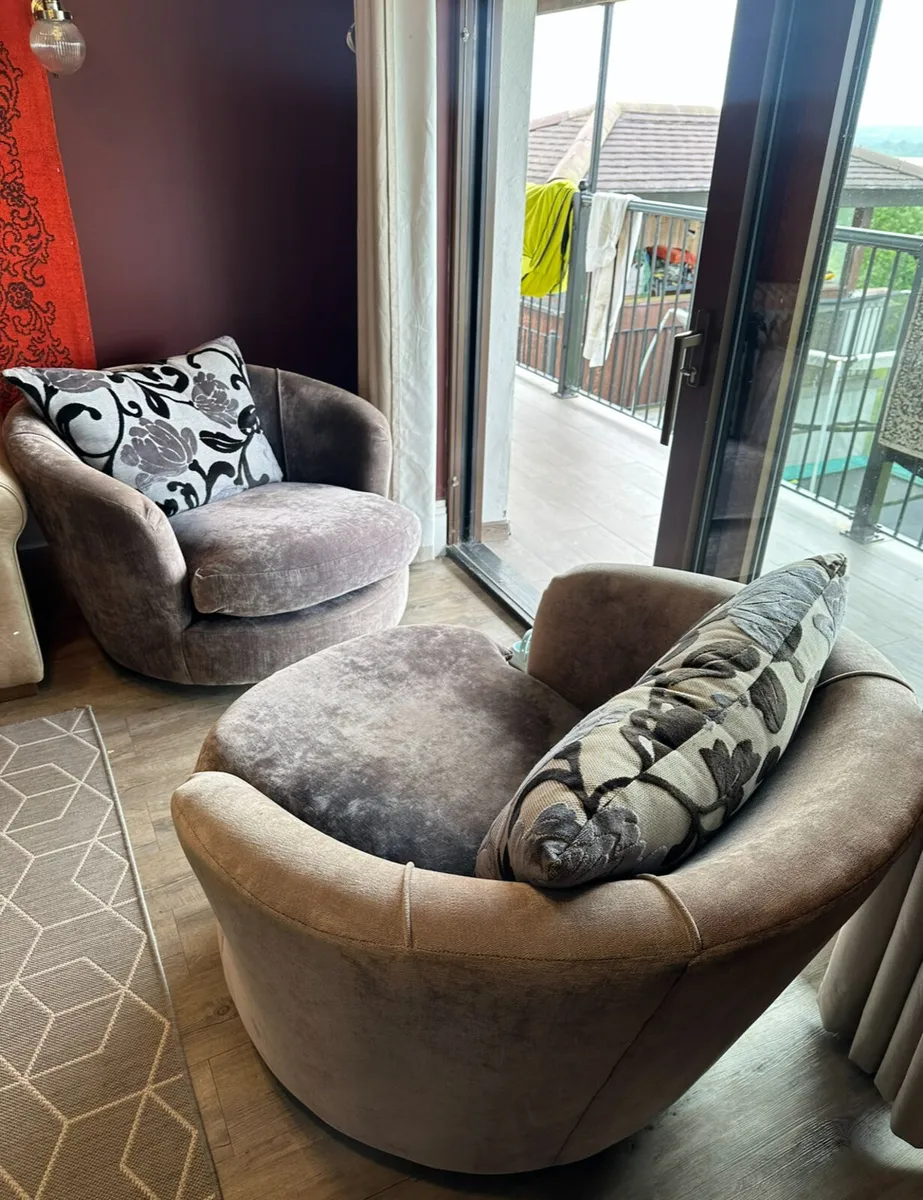Two grey swivel armchair - Image 2