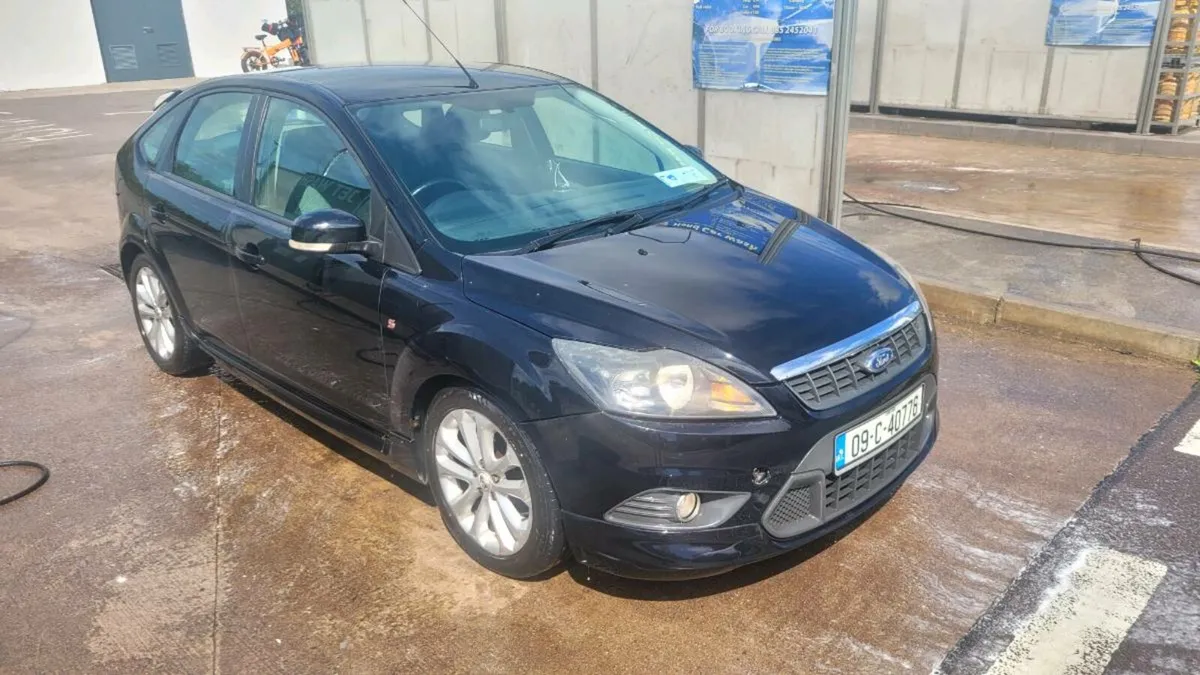 2009 Ford Foucs  Zetec S Nct'd & Taxed - Image 3
