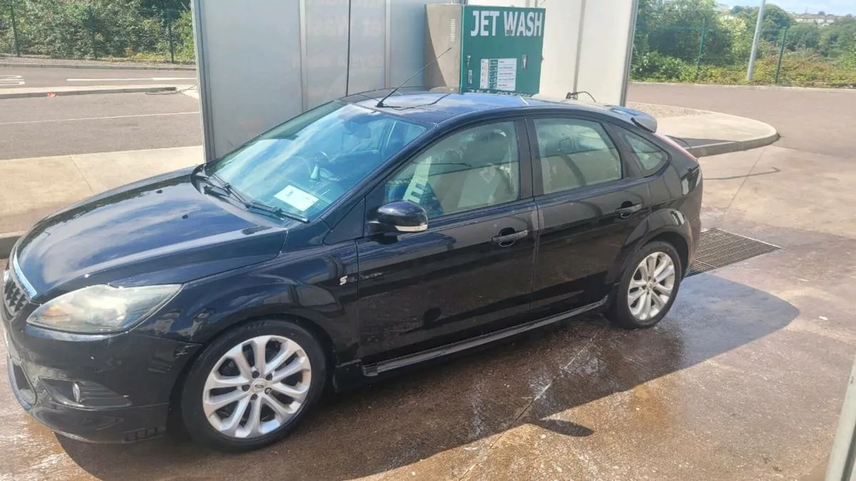 2009 Ford Foucs  Zetec S Nct'd & Taxed - Image 4