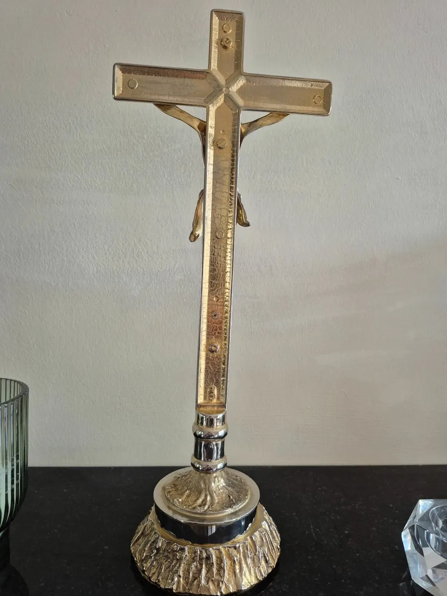 Crucifix - Image 2