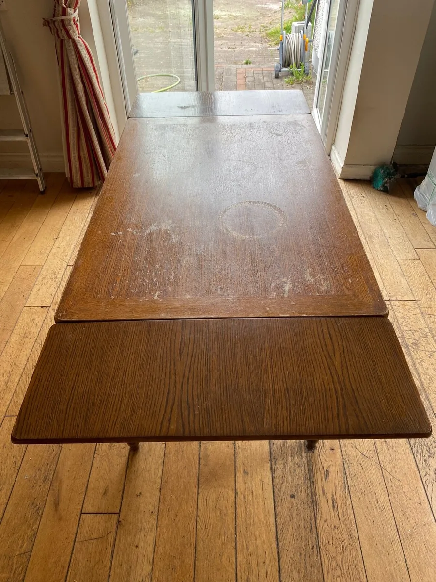 Dining room table - Image 2