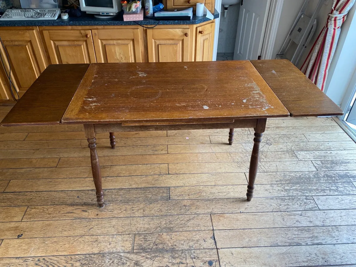 Dining room table - Image 4