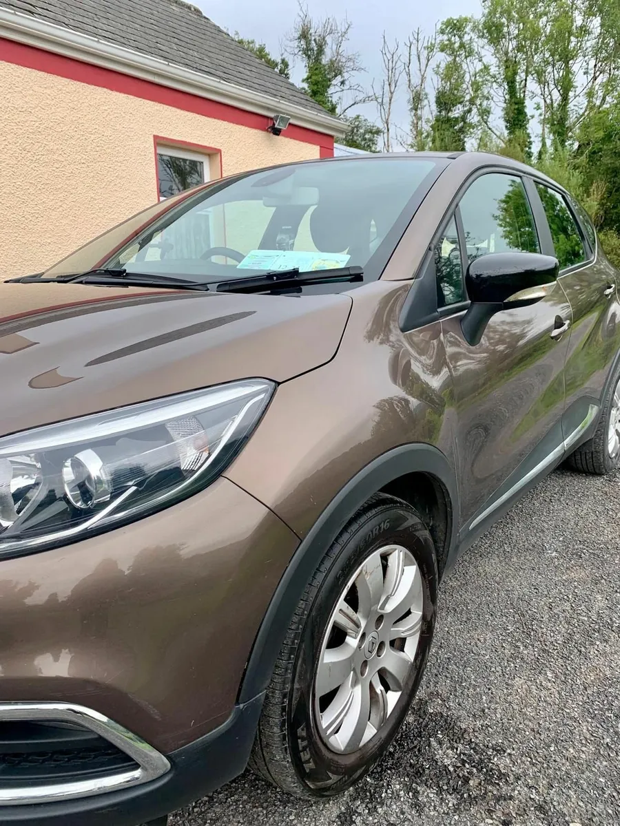 Renault Captur 2015 - Image 1