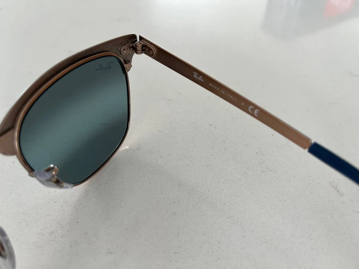 Ray-Ban Sunglasses - Image 4