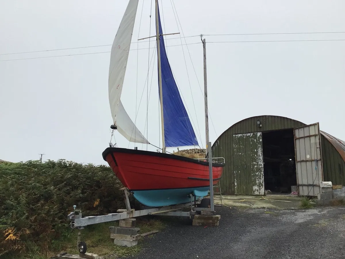 Project sailing boat - Image 1