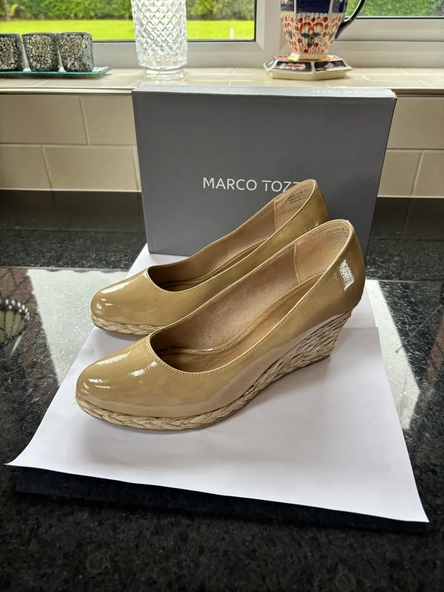 Marco Tozzi Ladies Wedge Shoes - Image 4