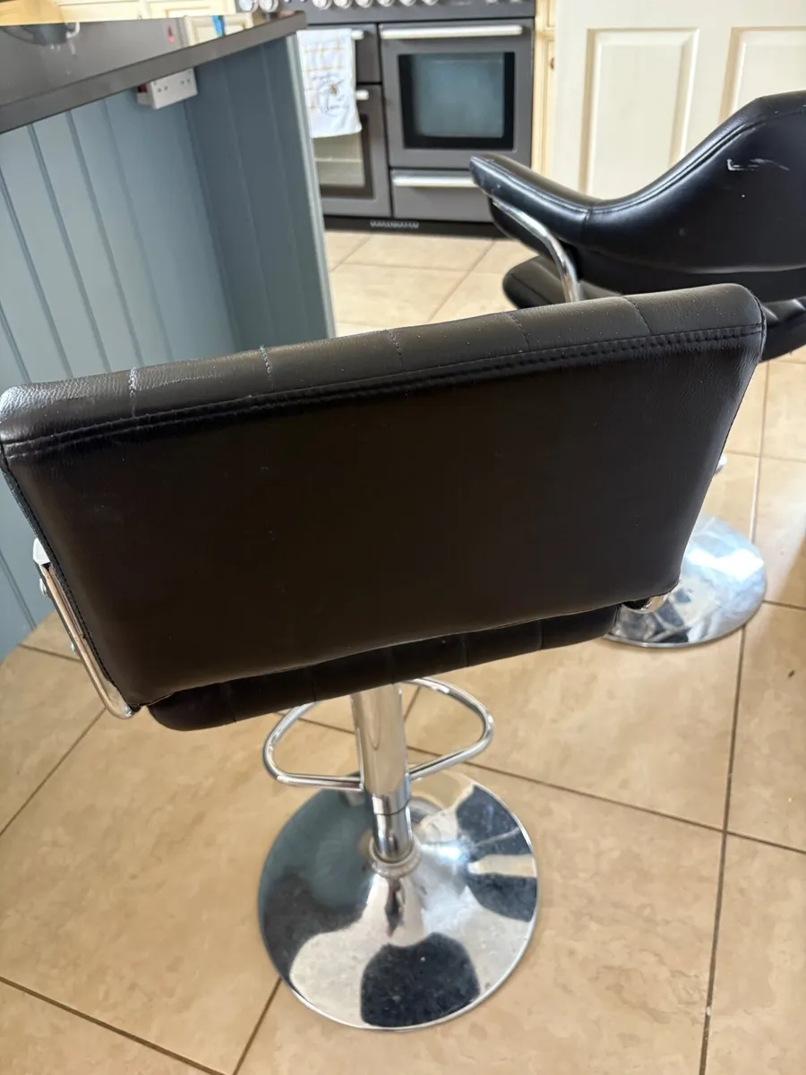 Stools - Image 3