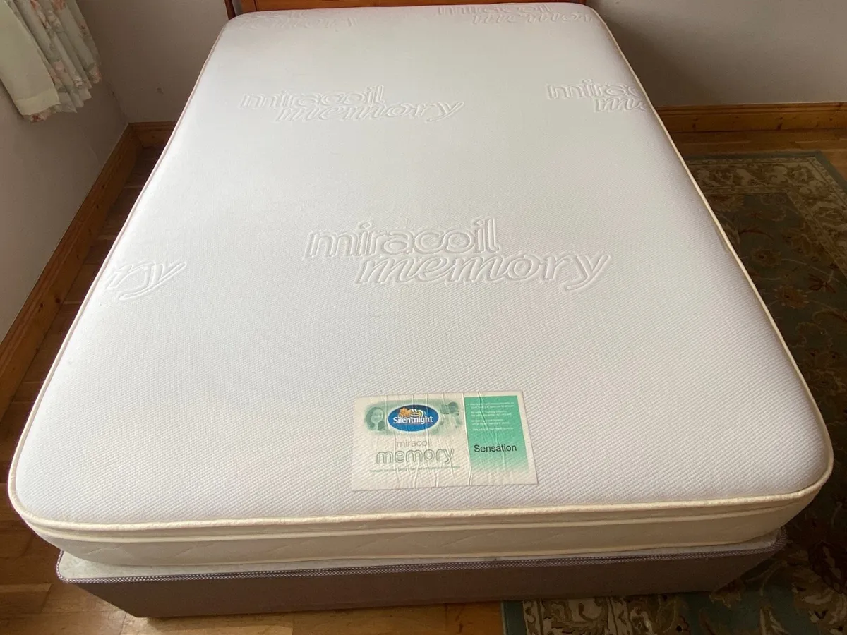 Double bed - guest room, excellent condition - Image 2