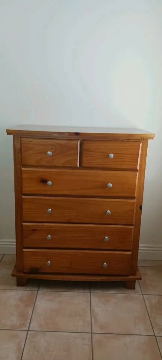 Chest of drawers - Image 1