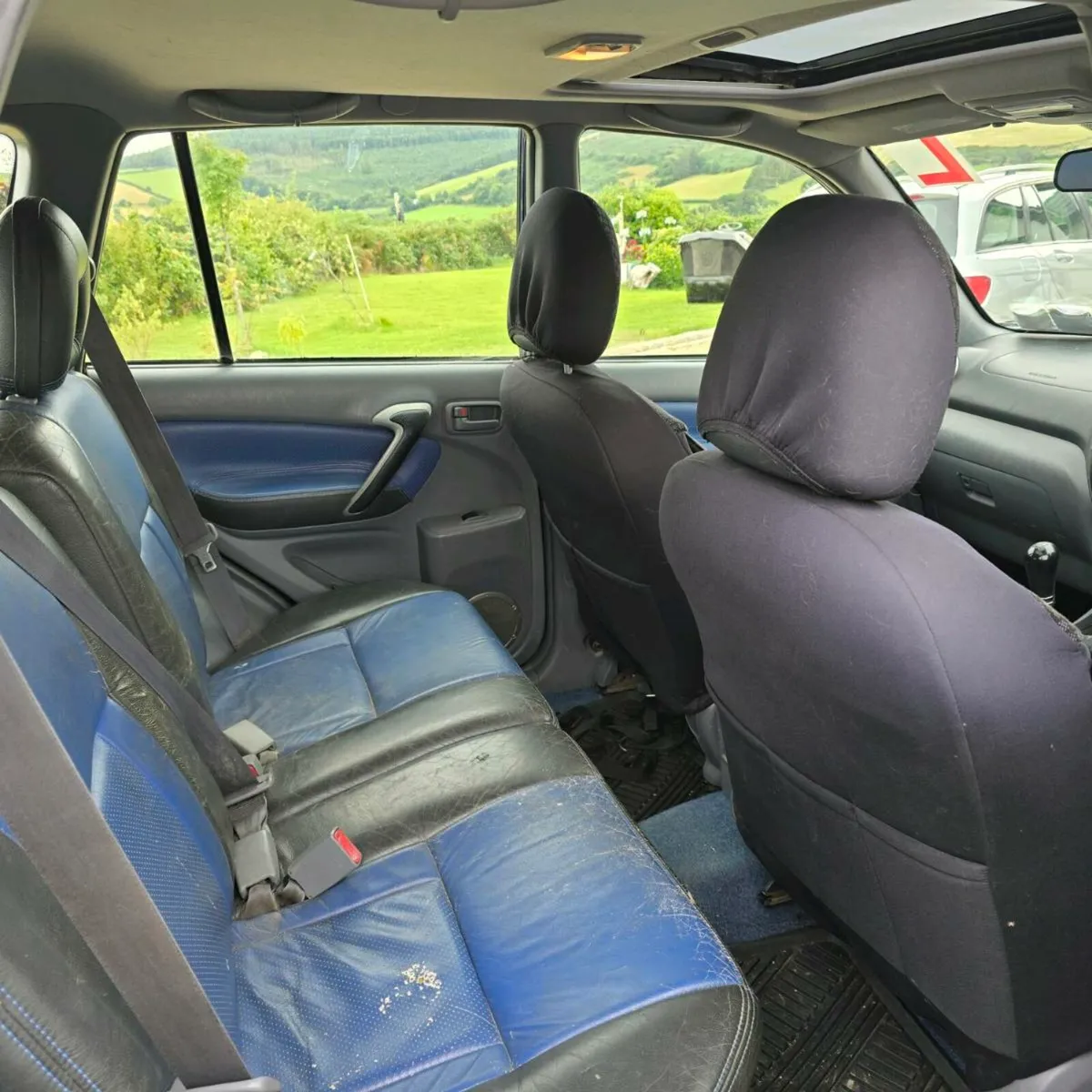 Toyota RAV4 4wd vvti - Image 4