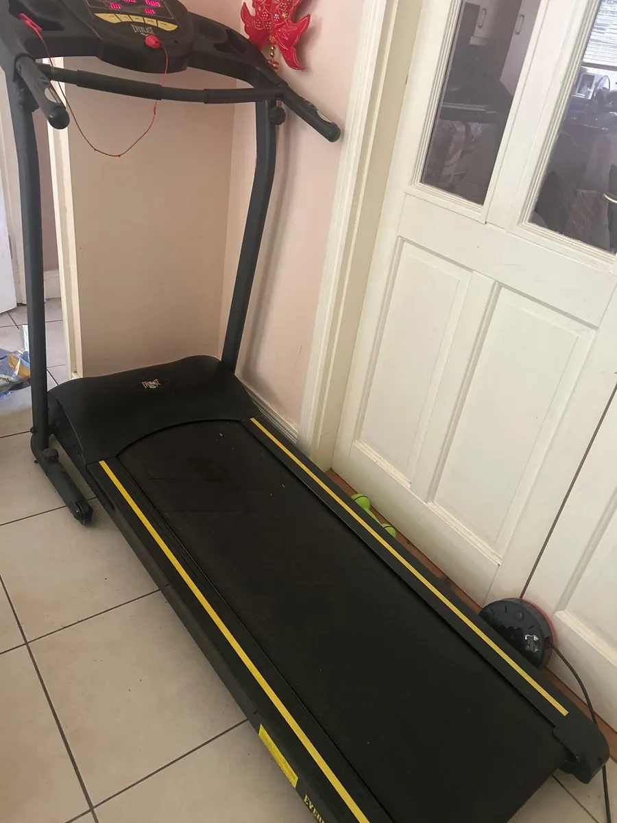 Treadmill - Image 1