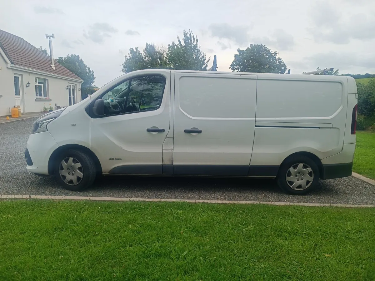 Renault Trafic 2015 €8000 ono - Image 4