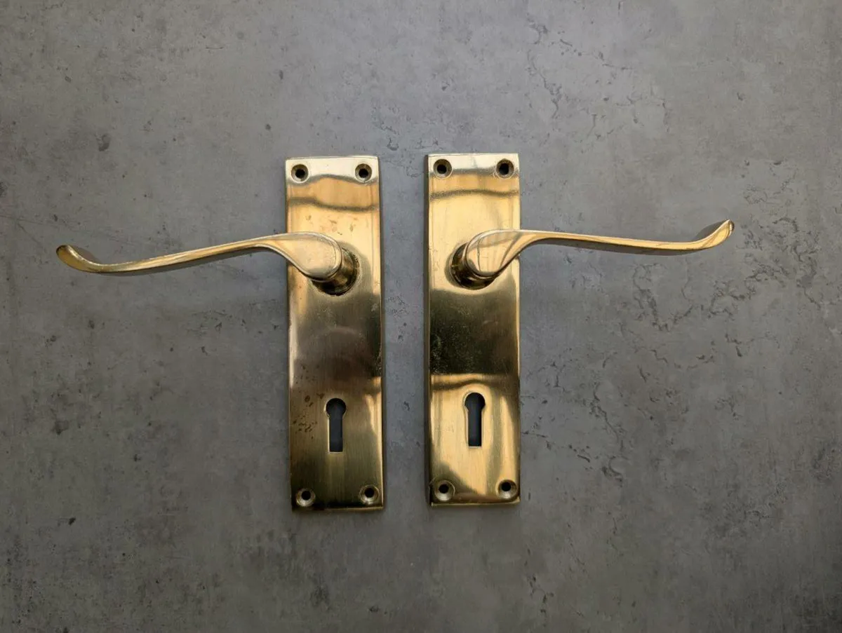 Brass Door Handles x 10 pairs - Image 1