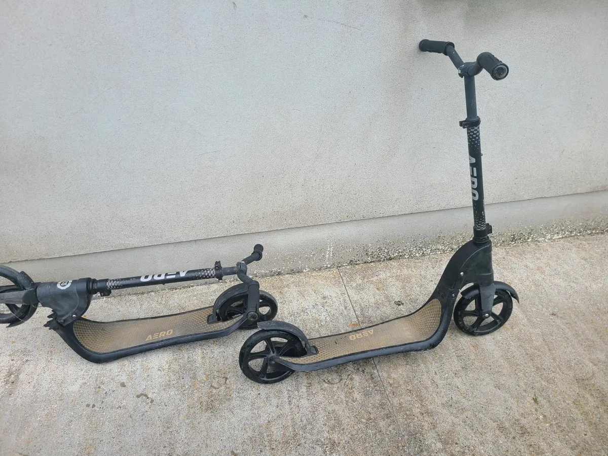 Children scooter - Image 1