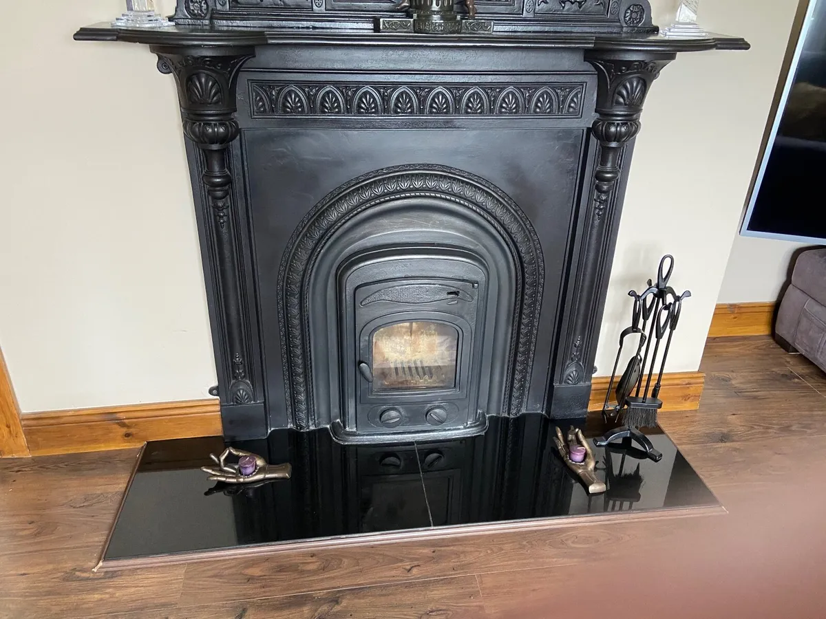 Fireplace & Stove - Image 3