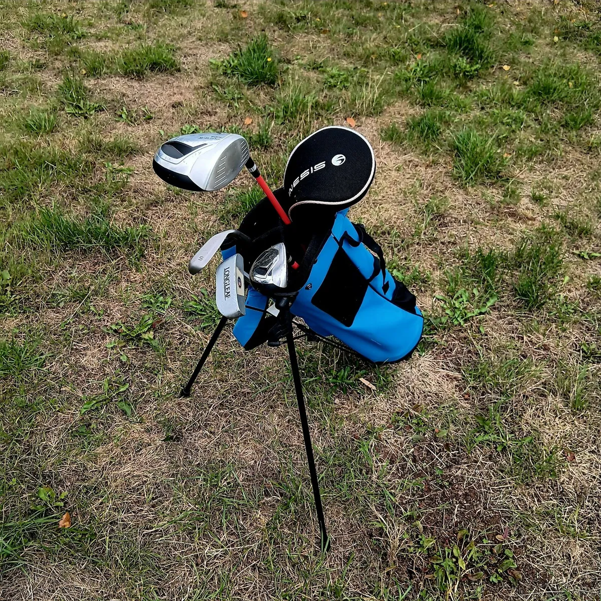 Left Handed Junior Golf Clubs - Image 1