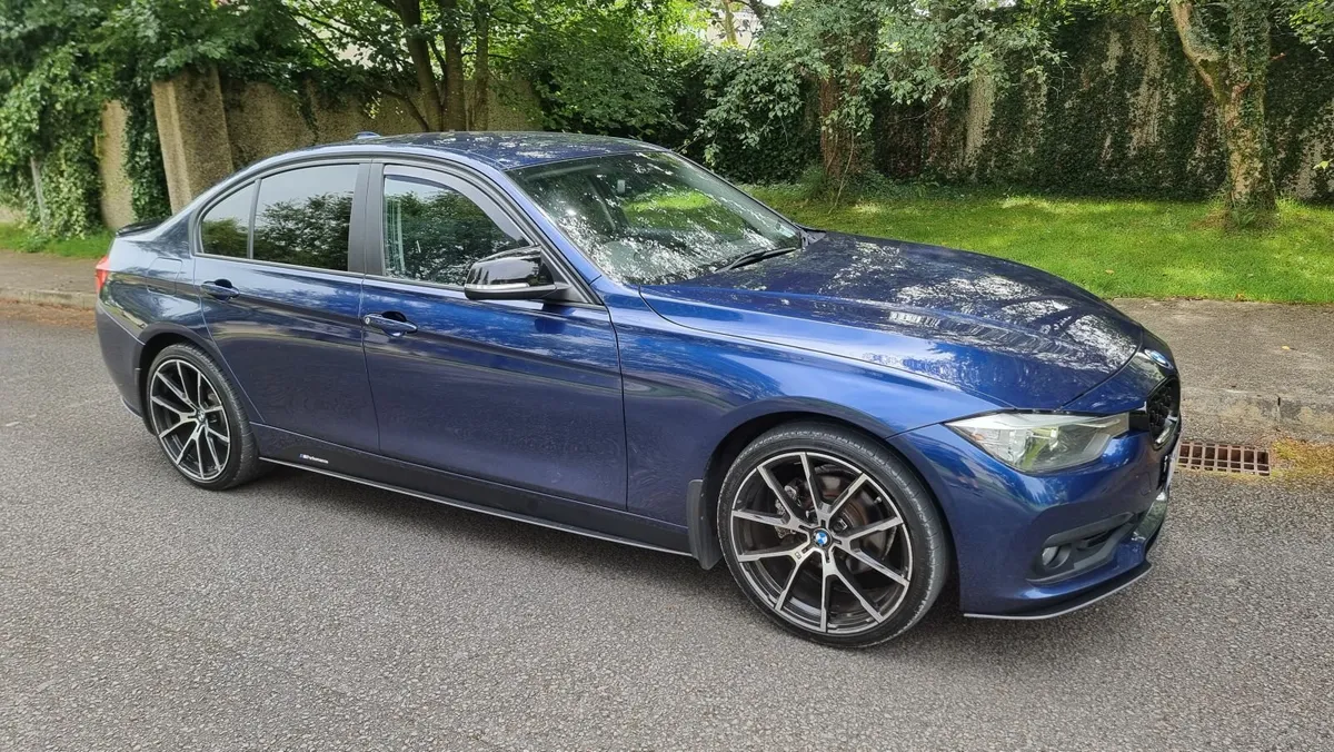 BMW 3-Series 2017 - Image 1