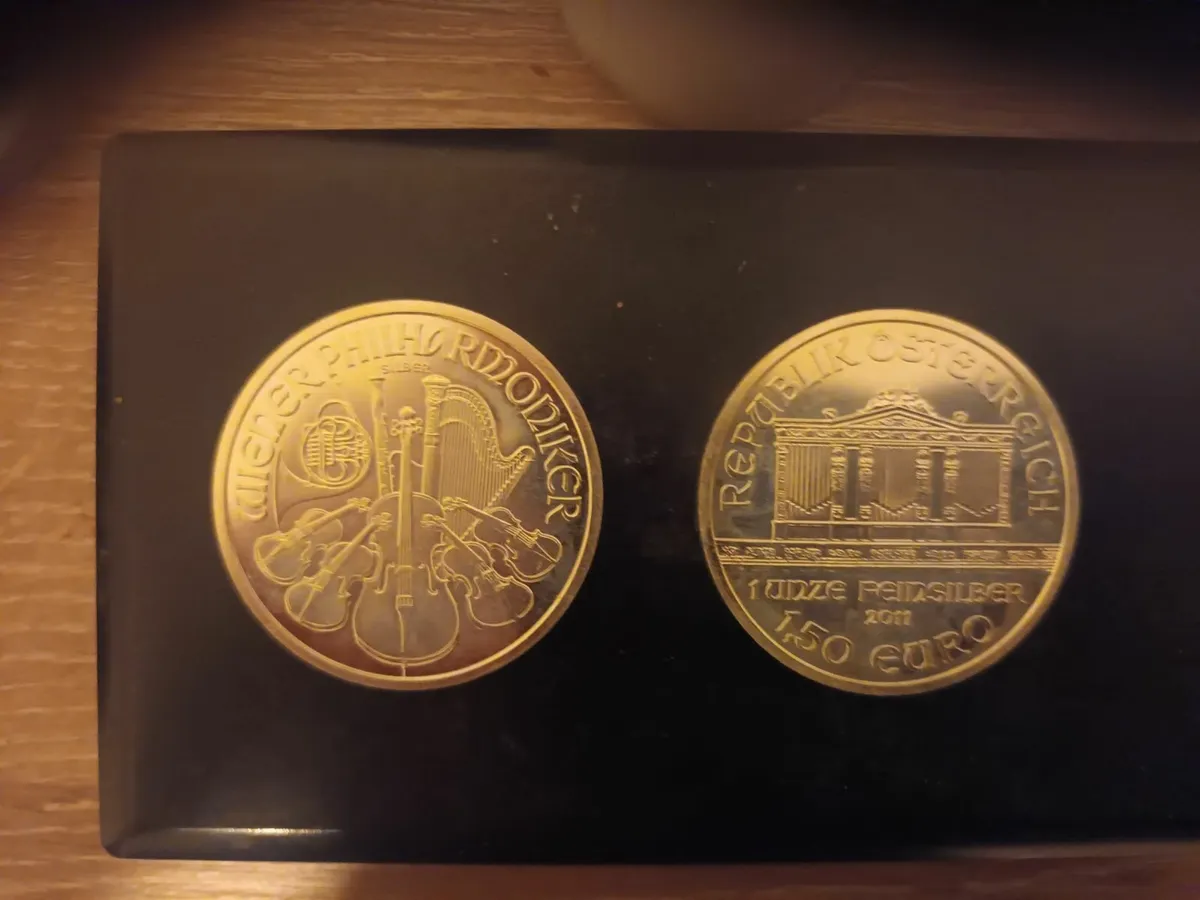 Silver coins - Image 1