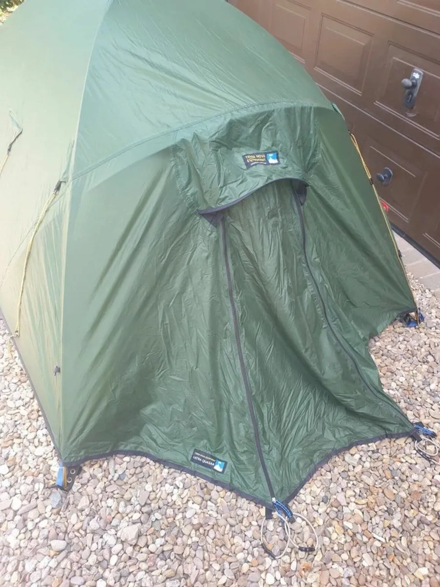Tent - Image 3