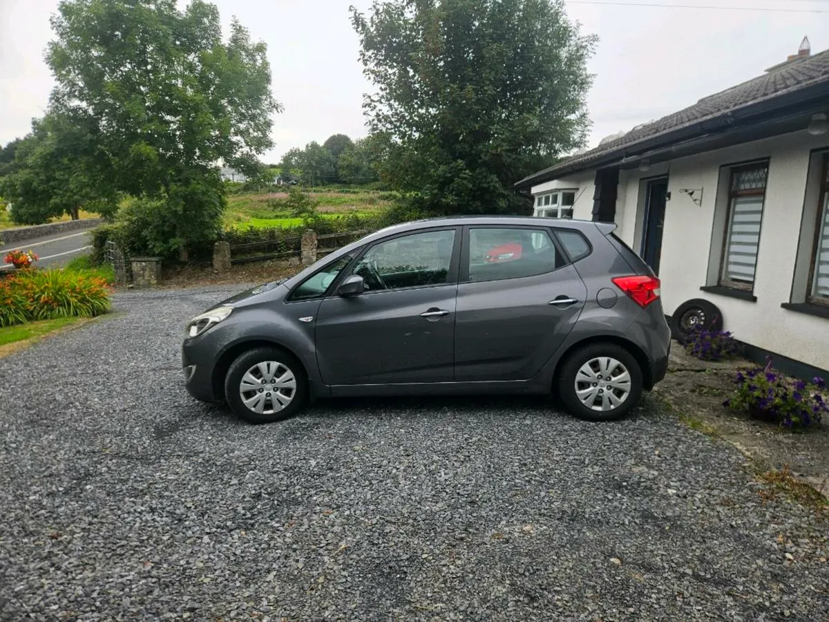 Hyundai ix20 - Image 2