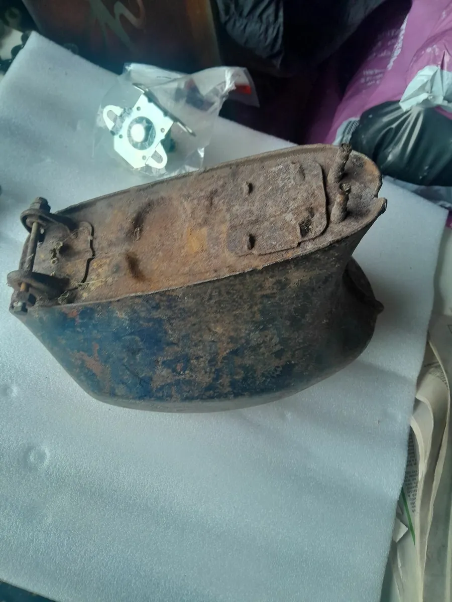 Honda 50 petrol  tank - Image 4