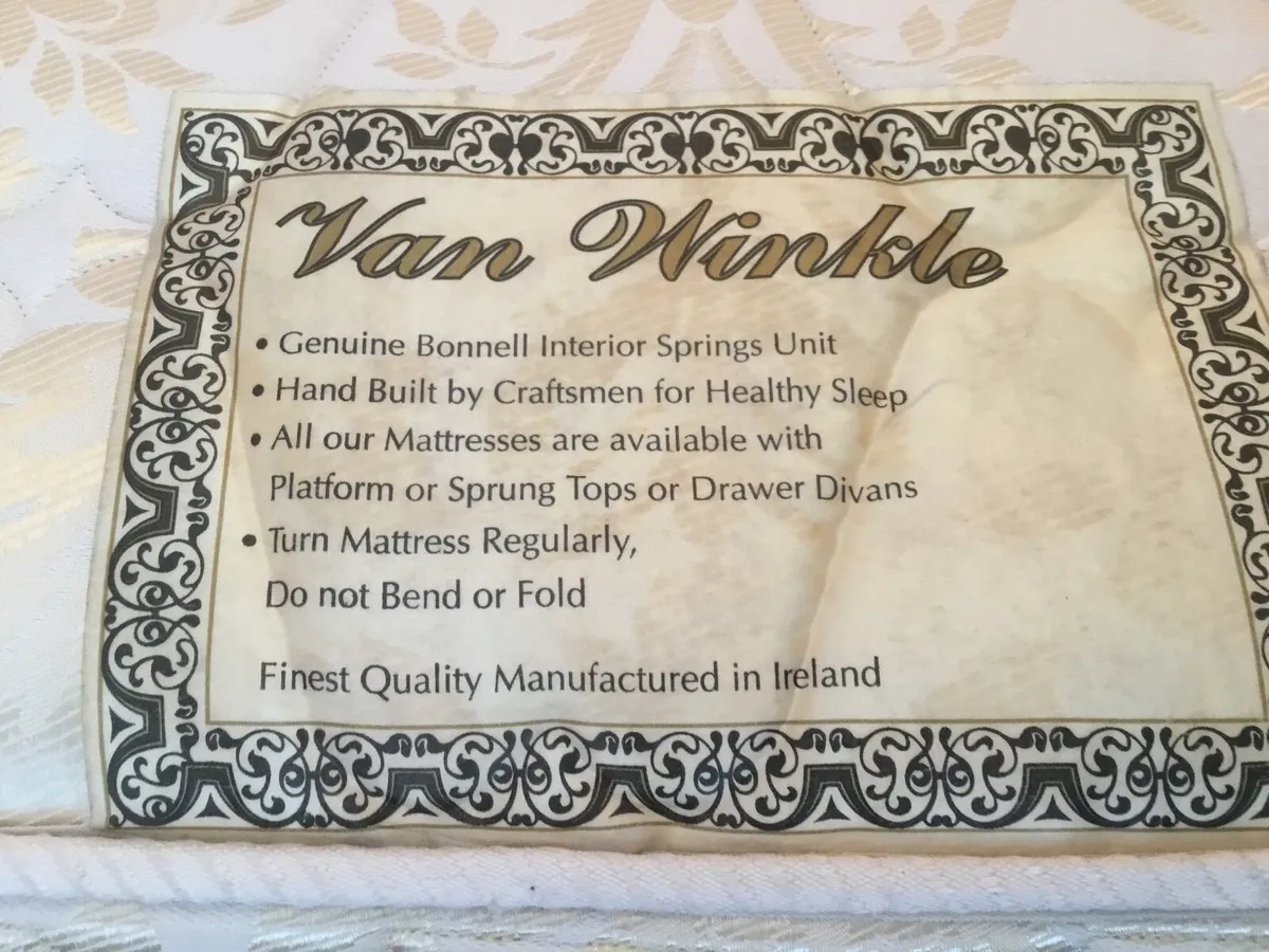 Mattress looks like  new. Double - Image 1