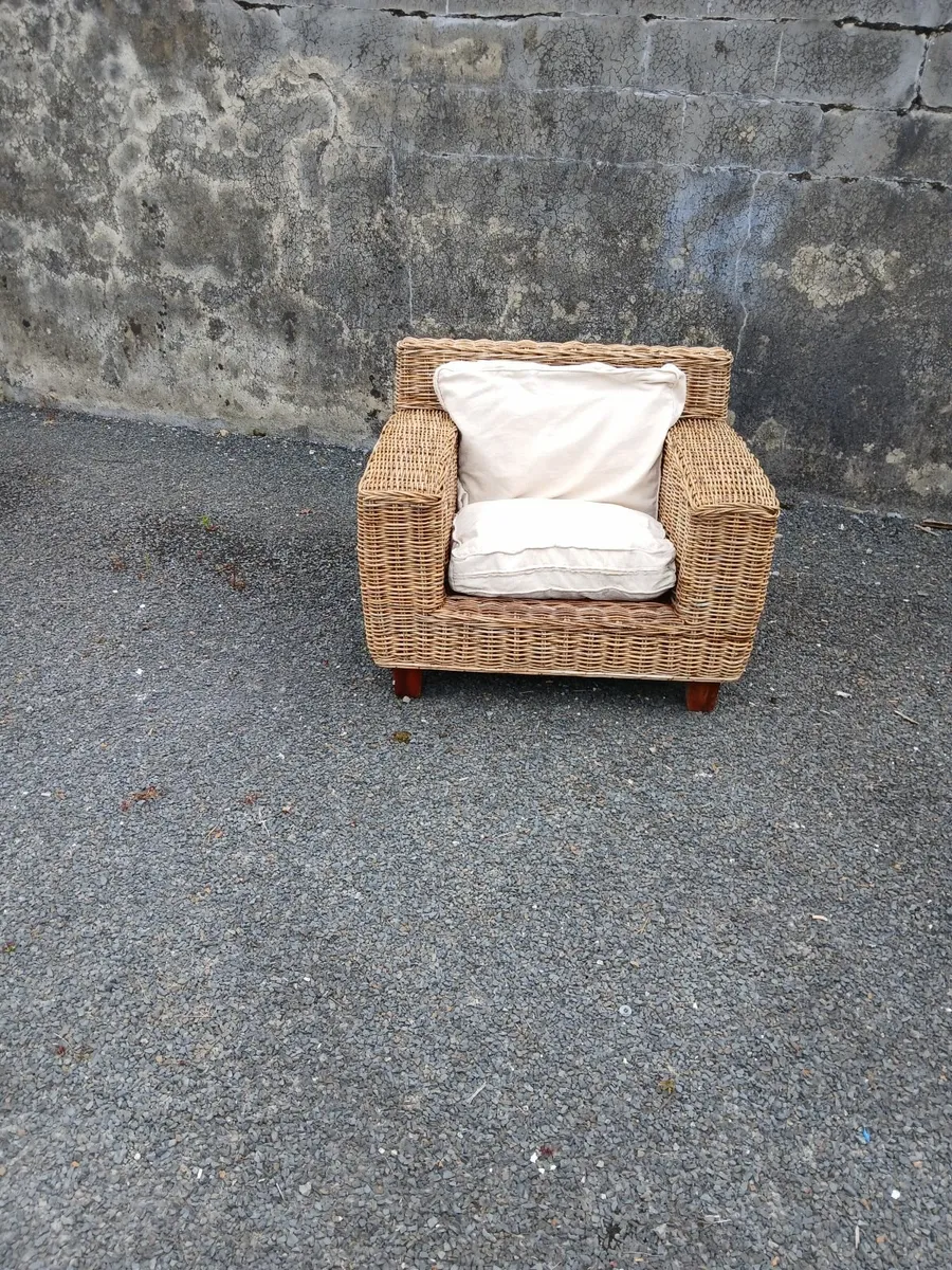 Wicker suite - Image 2