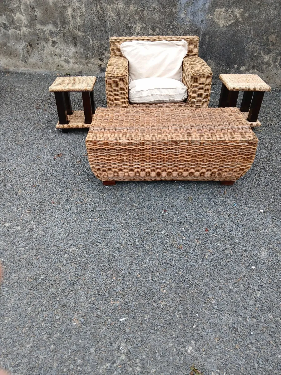 Wicker suite - Image 3