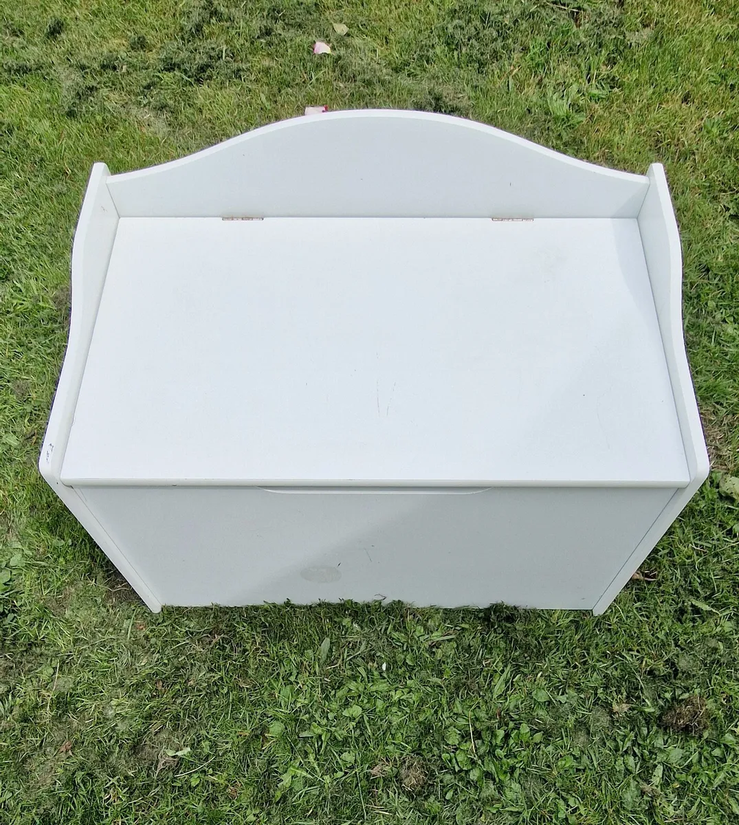 Toy Box - Image 1