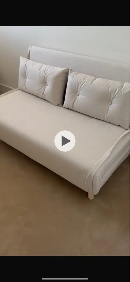Laura James Sofabed - Image 2