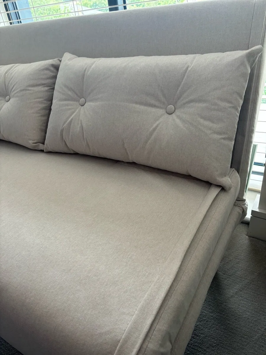 Laura James Sofabed - Image 3