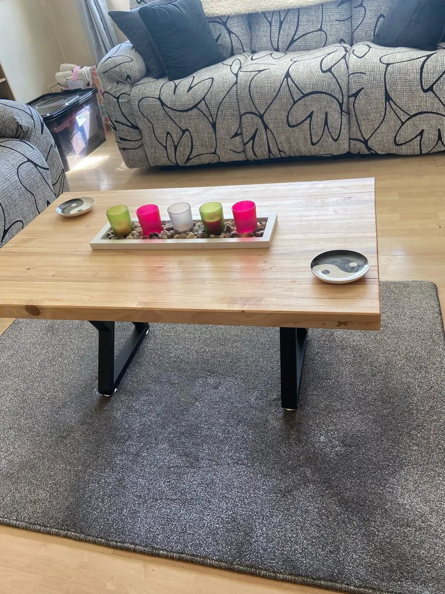 Tables - Image 4