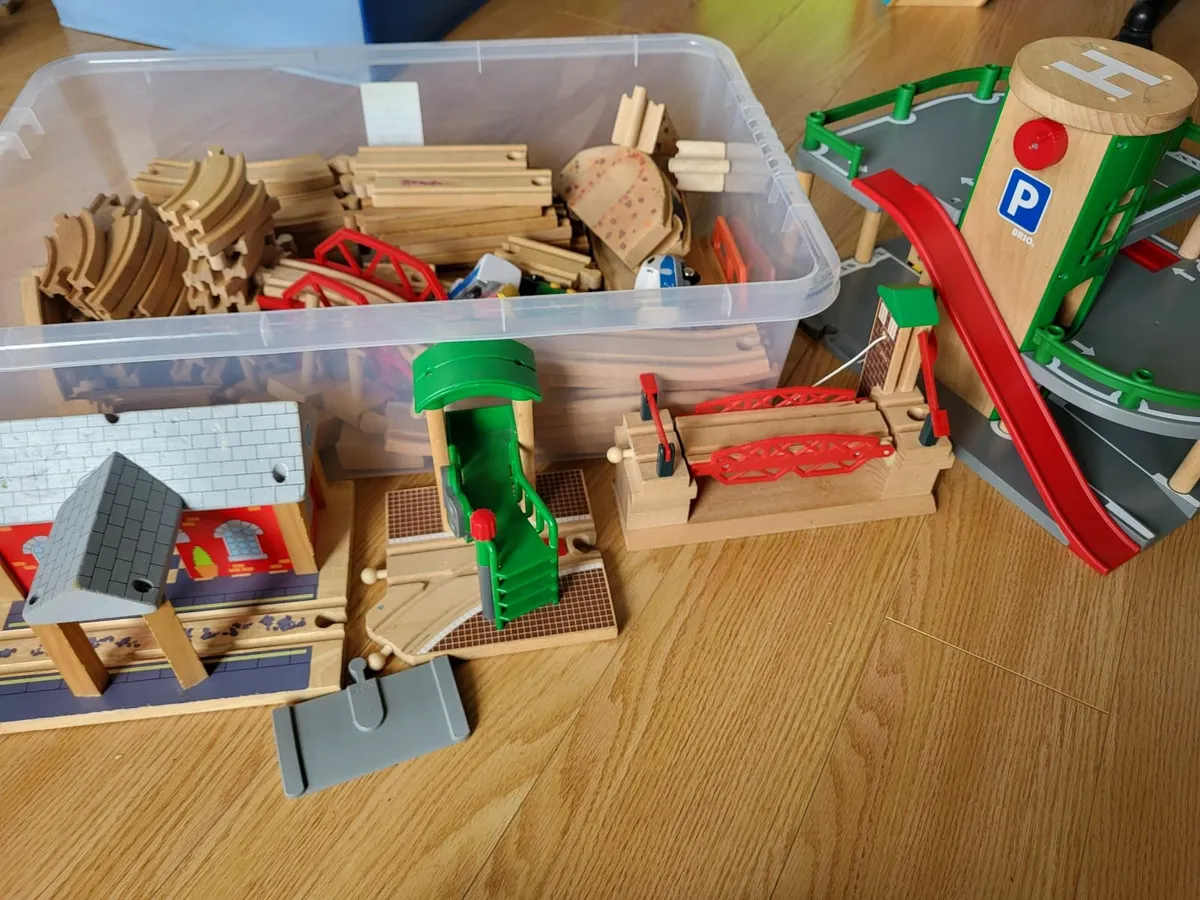 Wooden train set - Image 4