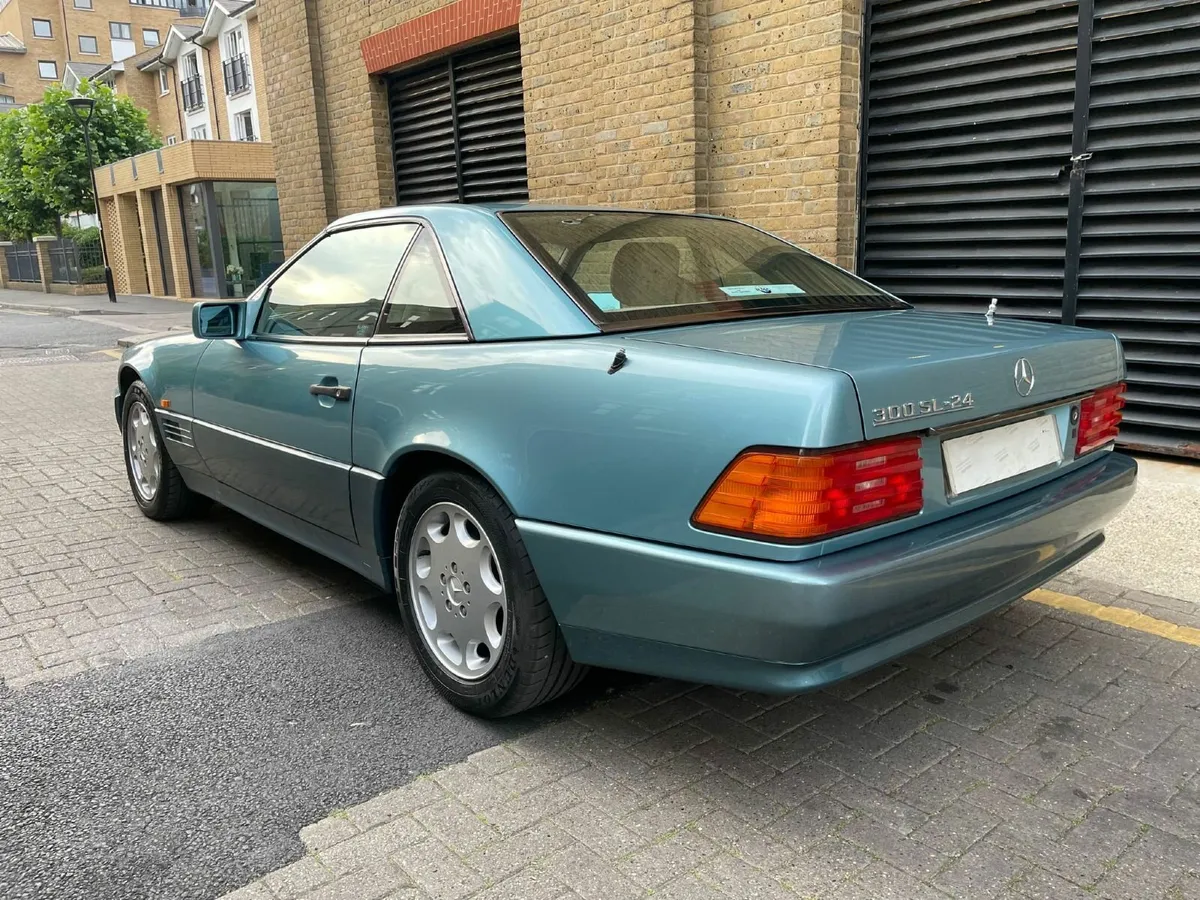 Mercedes-Benz 300 1992 - Image 3