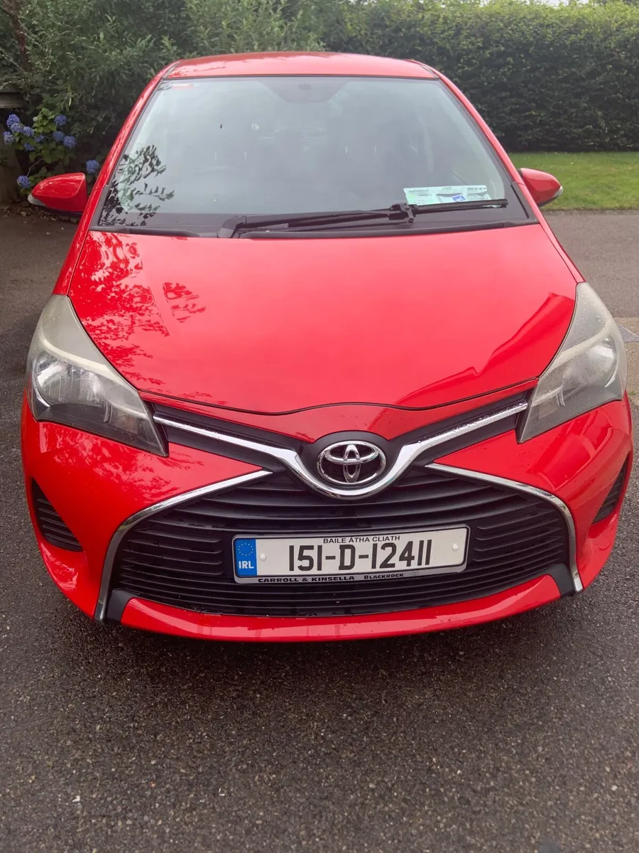 Toyota Yaris 2015 - Image 2