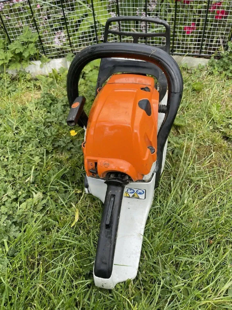 Stihl MS241C Chainsaw 14” bar - Image 4