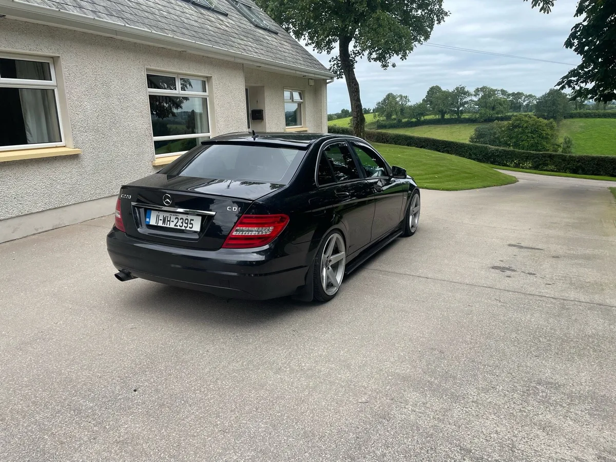 Mercedes C220 - Image 3