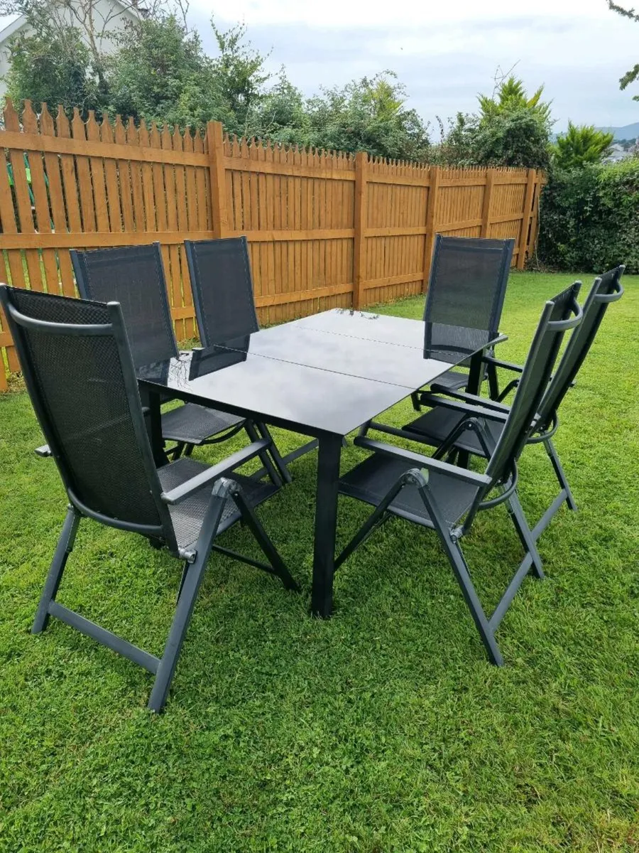 Garden table and chairs - Image 2