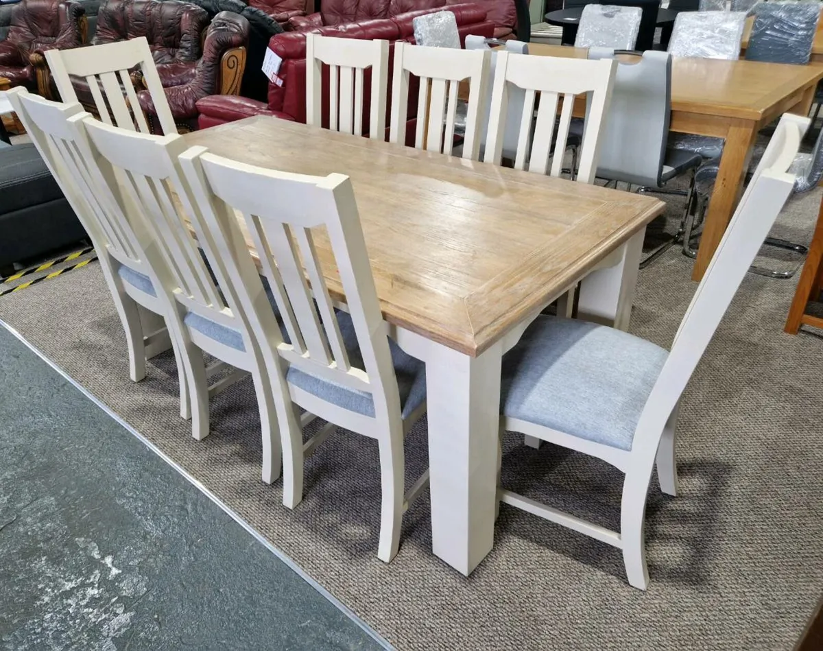 Grey table & 8 chairs - Image 1