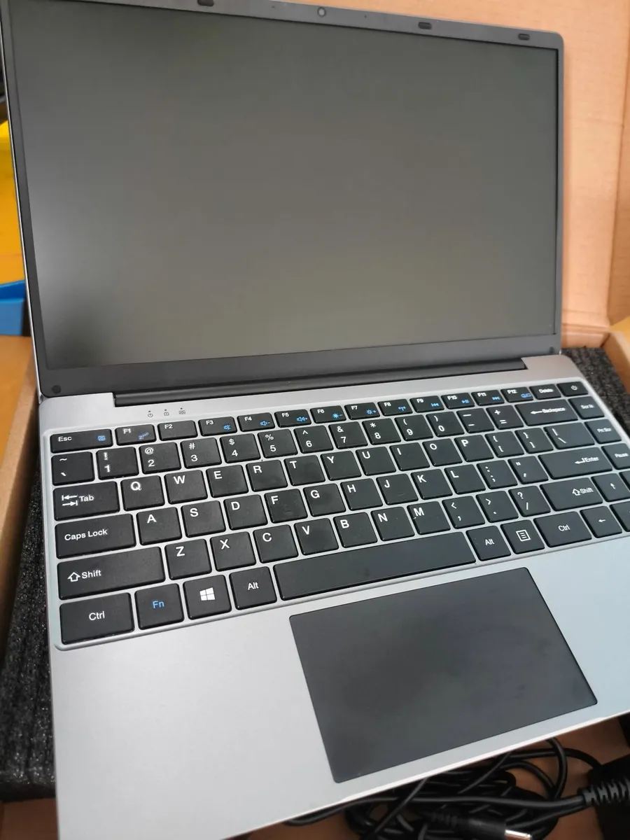 Laptop EZbook S7 XT8512, 14" - Image 2
