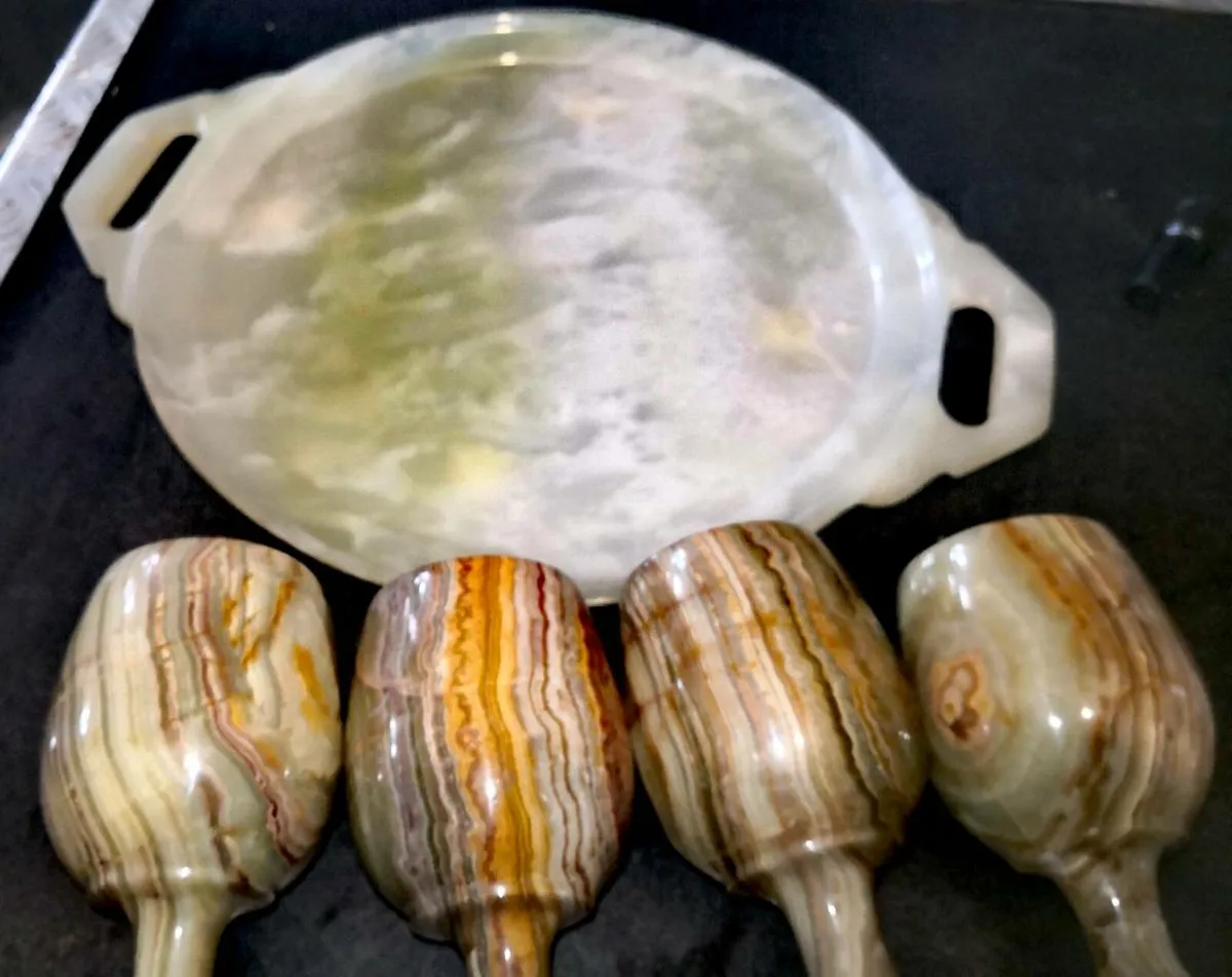 Elegant marble green onyx wine set - Image 3