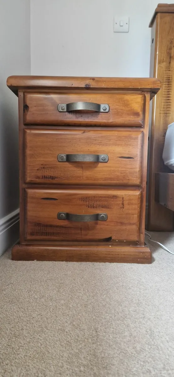 Pair of Solid Wood Bedside Lockers - Image 2