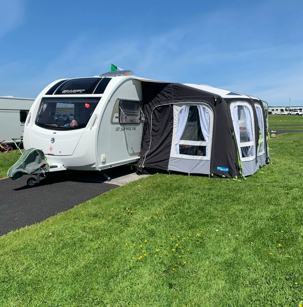 Family 6 berth caravan - Sprite Major 6TD - Image 3