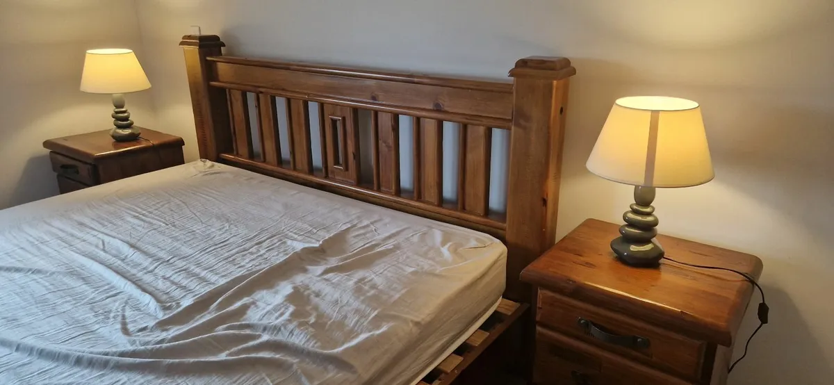 Solid Wood Kingsize Bed Frame - Image 2