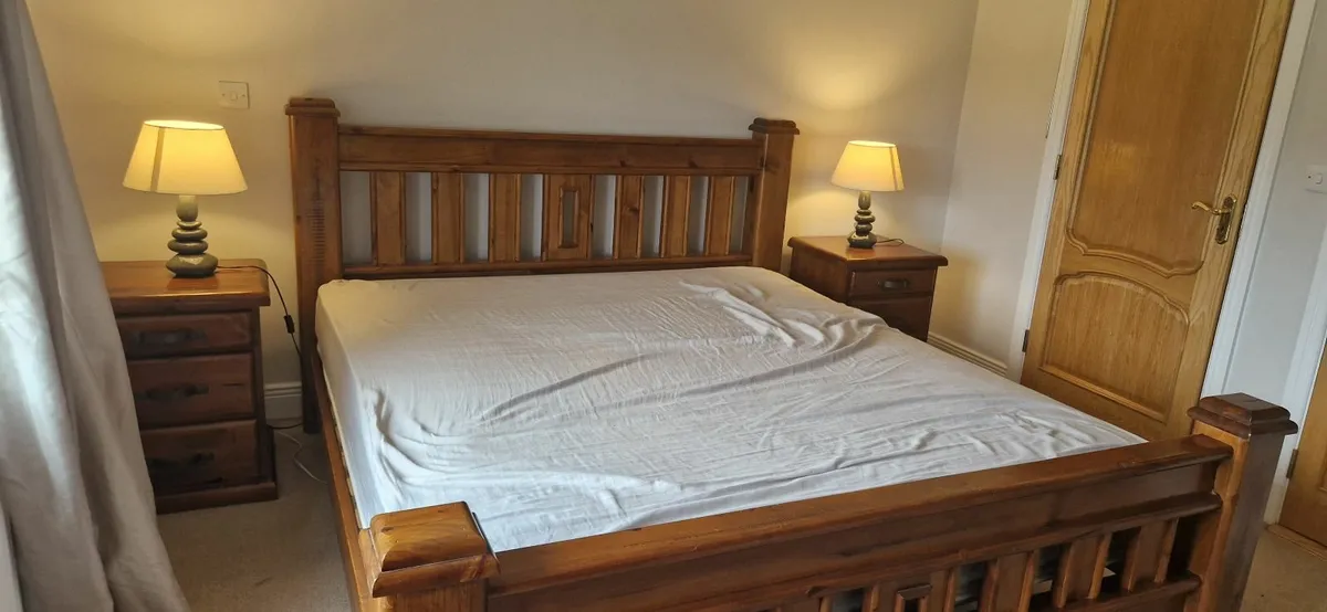 Solid Wood Kingsize Bed Frame - Image 3