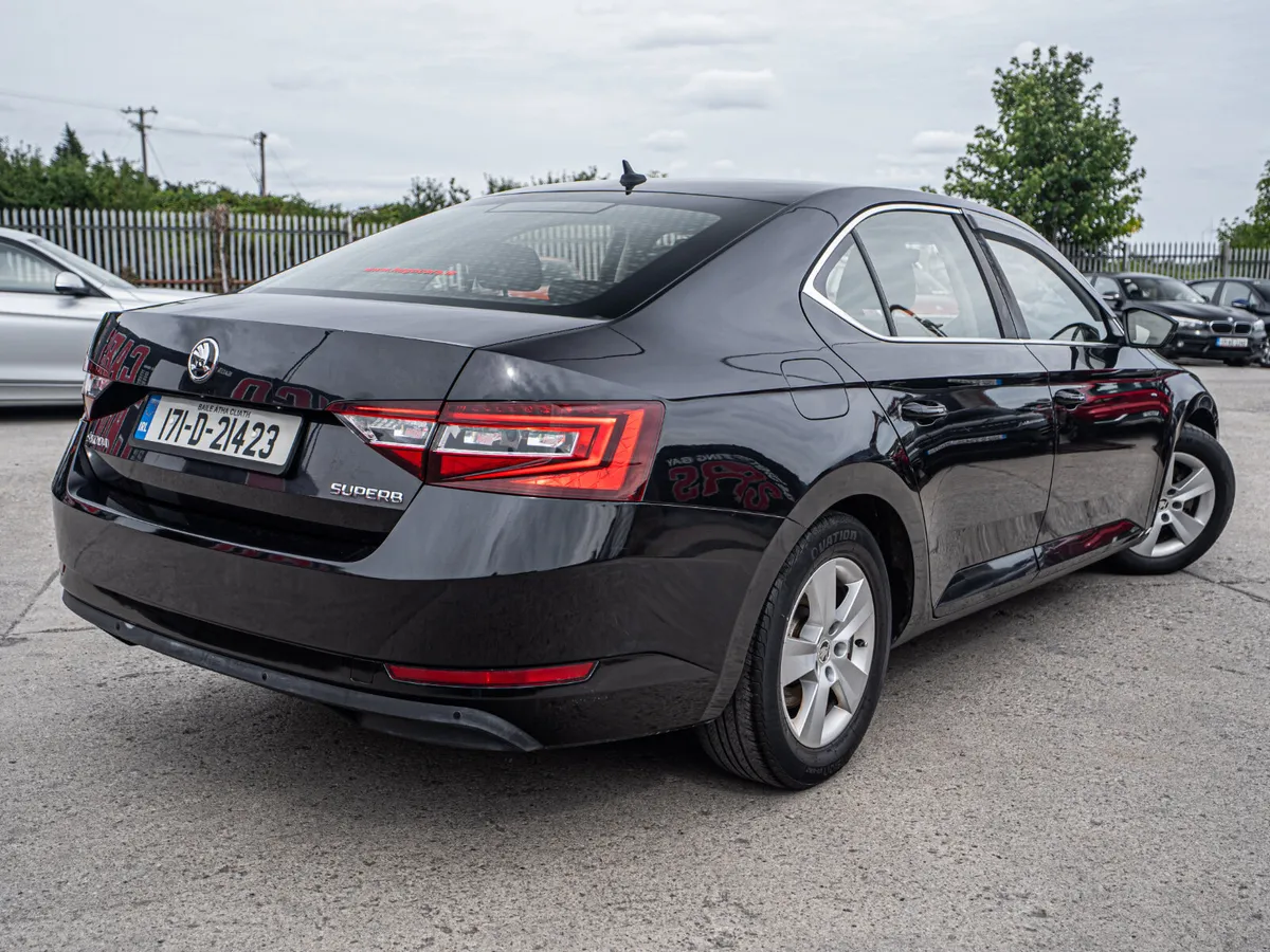 2017 Superb 1.6tdi Automatic/Carplay/Irish/1yr war - Image 3