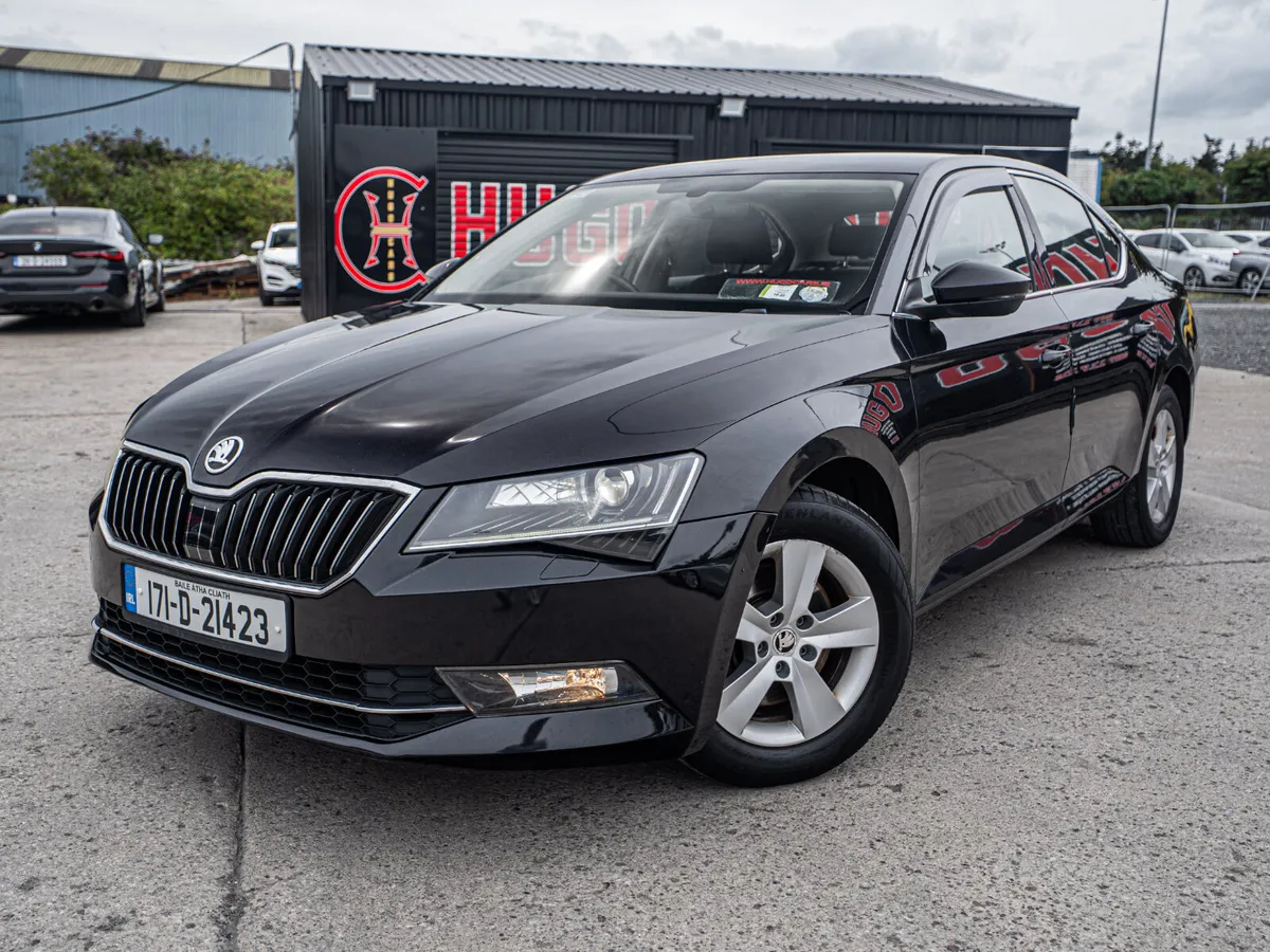 2017 Superb 1.6tdi Automatic/Carplay/Irish/1yr war - Image 4