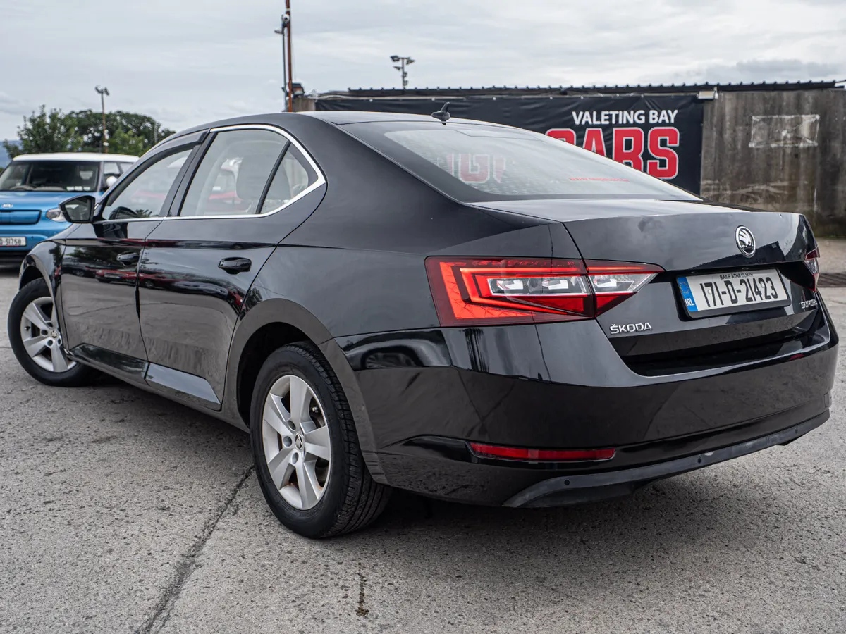 2017 Superb 1.6tdi Automatic/Carplay/Irish/1yr war - Image 2